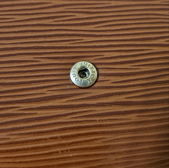 ❌SOLD❌ 🤎LV Epi Elise🤎 - Picture 7 of 11